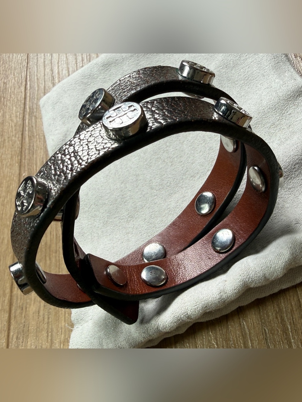 Tory Burch Leather Double Wrap Logo Stud Bracelet in metallic silver